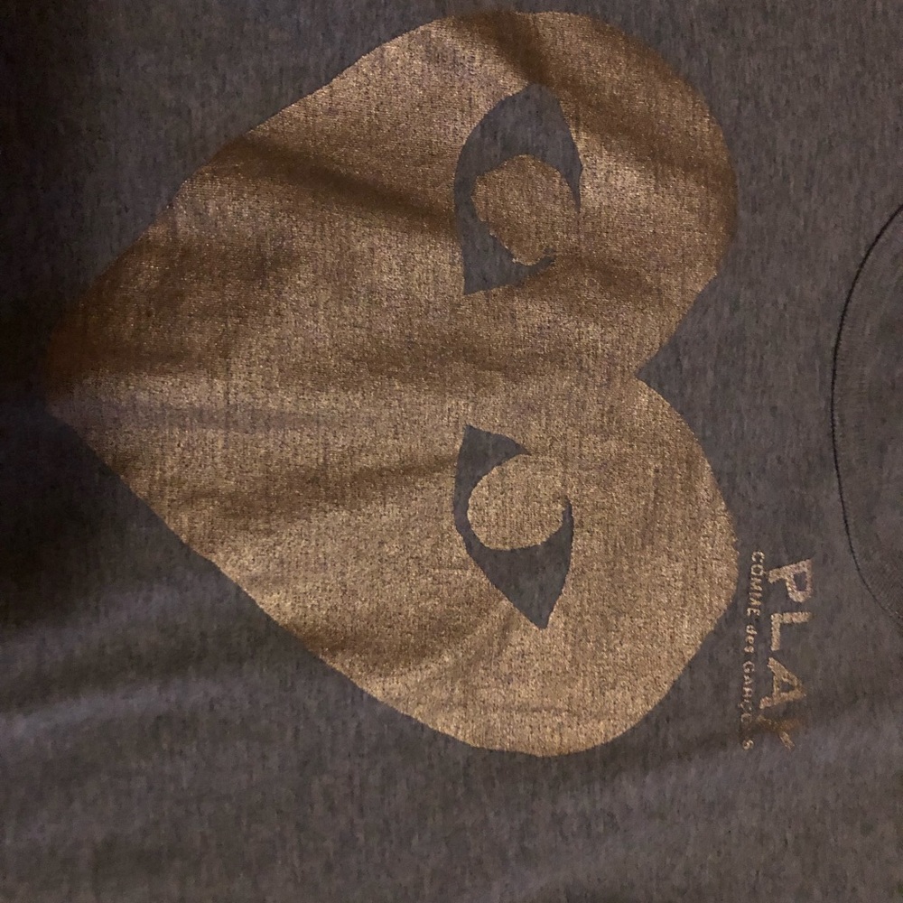 Cdg play Tee - Picture 2 of 4